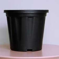 8 inch black plastic pot Plantncr